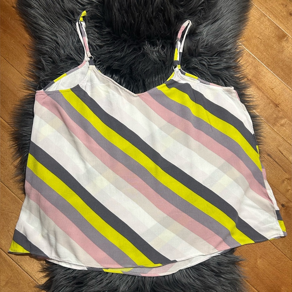 Torrid Sophie Crinkle Gauze Swing Cami Tank Top Size 1X - Picture 4 of 6